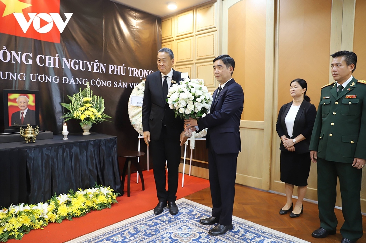 Thai PM Srettha Thavisin mourns Vietnamese Party chief Nguyen Phu Trong in Bangkok